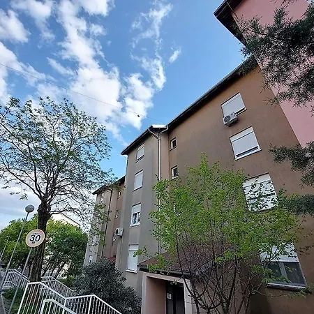 Urban Nest, Sunny 4 Stars * Rijeka